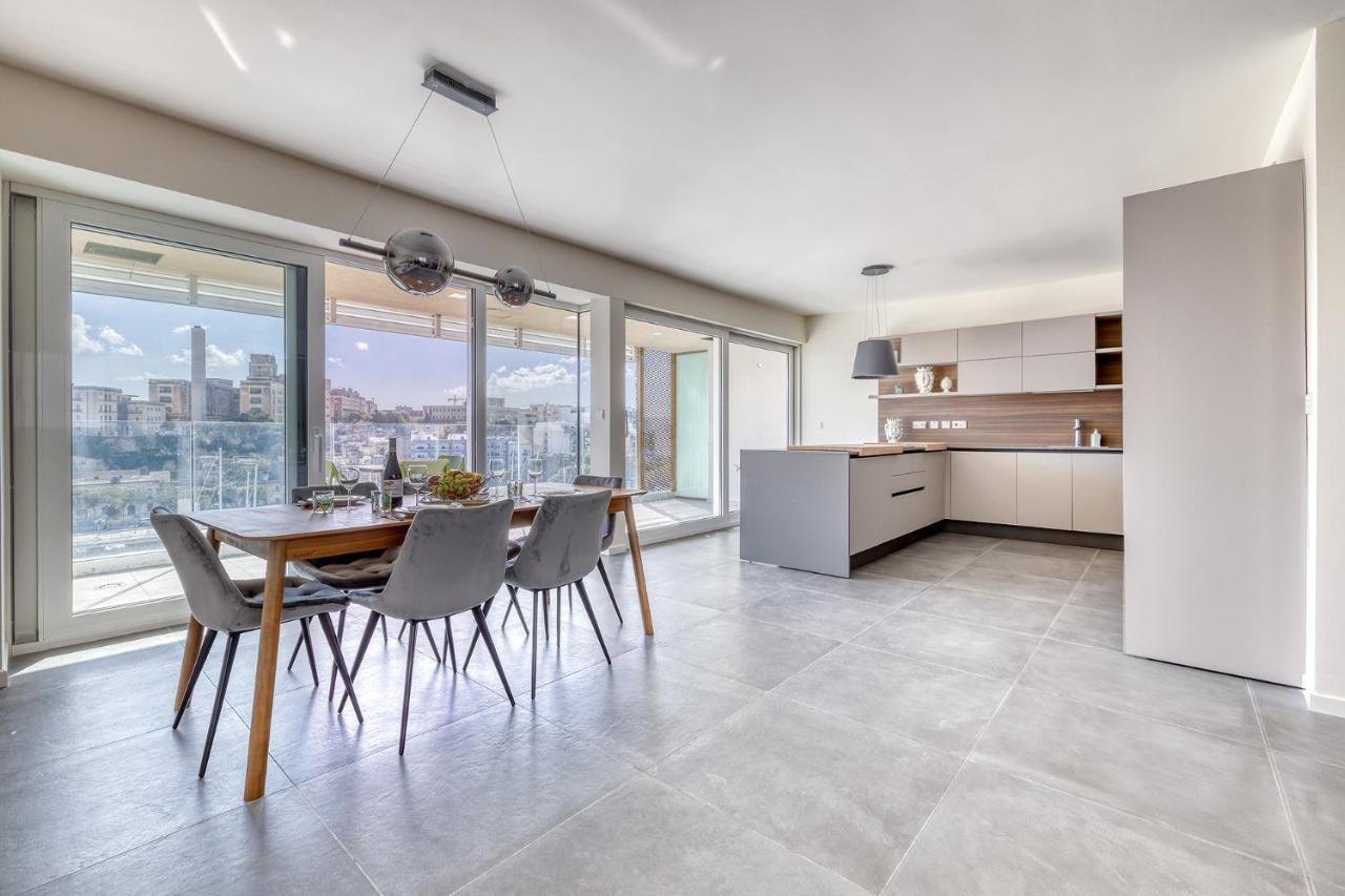 Stunning 3Br Apartment With Marina Views Ta Xbiex 외부 사진