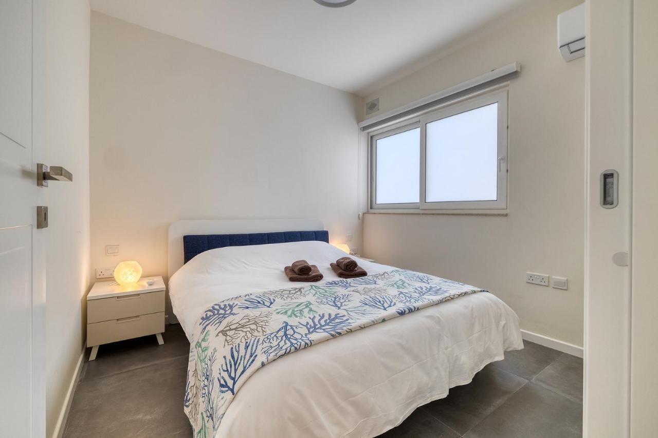Stunning 3Br Apartment With Marina Views Ta Xbiex 외부 사진
